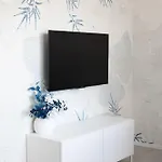 R1 Апартаменты *